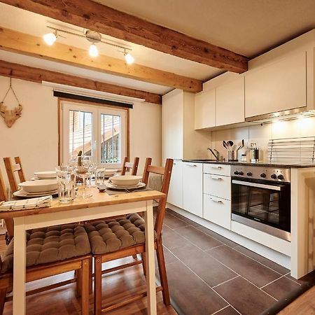 Lakeside Tiny House Brienz Бриенц Экстерьер фото