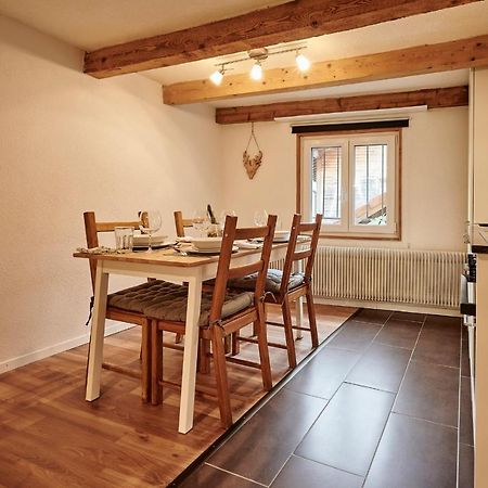 Lakeside Tiny House Brienz Бриенц Экстерьер фото